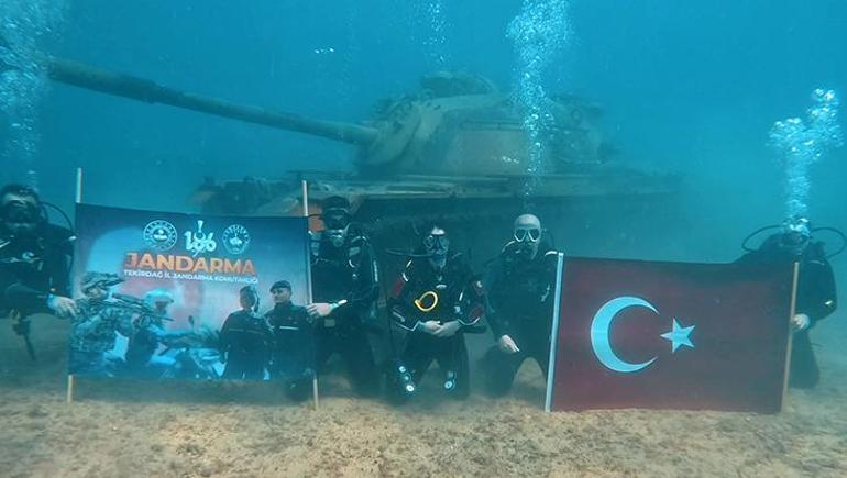 Jandarma'nın 186. yılı su altında pankartla kutlandı! Bakan Yerlikaya'dan 'Teşekkür' mesajı 4 jandarmanin 186 yili su altinda pankartla kutlandi bakan yerlikayadan tesekkur mesaji 2 GjJaeweS
