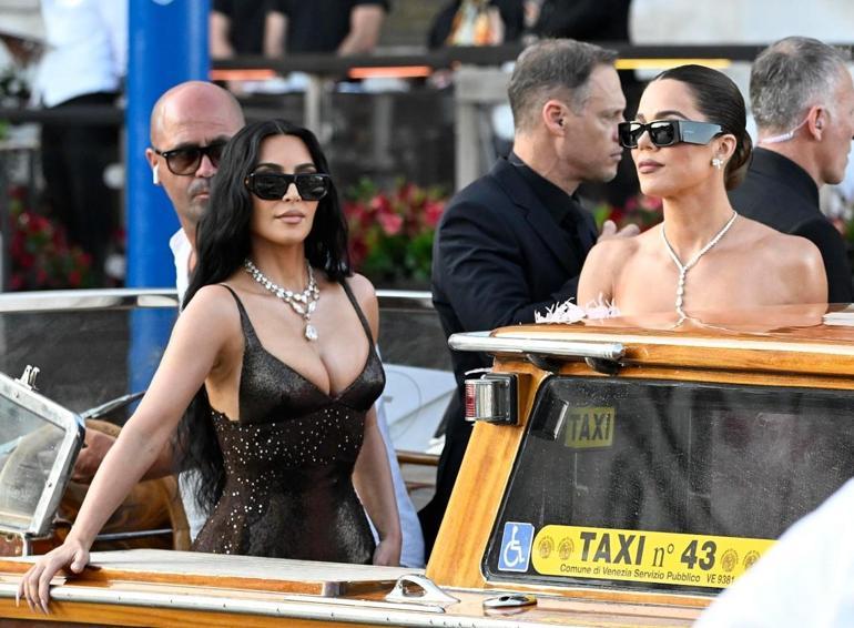 Jeff Bezos ve Lauren Sanchez evlendi! Hiç beklemeden soyadını değiştirdi 3 jeff bezos ve lauren sanchez evlendi hic beklemeden soyadini degistirdi 1 uuSSBVUy