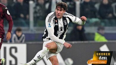 juventusta dusan vlahovic ikilemi takas ihtimali D5DIYD23