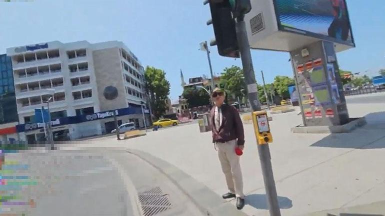 Kadıköy'de toplumsal medya fenomenine canlı yayında taciz! Şüphelinin sözü ortaya çıktı 2 kadikoyde toplumsal medya fenomenine canli yayinda taciz suphelinin sozu ortaya cikti 0 jnS5YiLJ