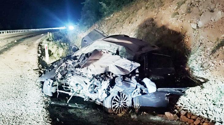 Konya'da yolcu otobüsü ile araba çarpıştı! Meyyit ve yaralılar var 1 konyada yolcu otobusu ile araba carpisti meyyit ve yaralilar var M9MLmXpk