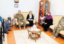 kumandandan sehit ailelerine ziyaret uIUXkxXV