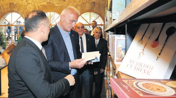 Kütüphane ülkesiyiz 1 kutuphane ulkesiyiz