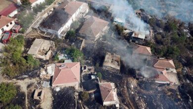 malatyada vakte karsi yaris otluk alanda cikan yangin konutlara sicradi aguf3tr6