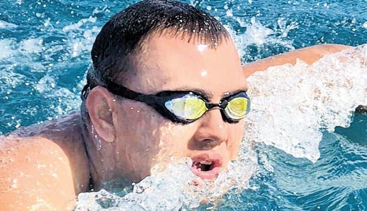 Manş Denizi’ni yüzerek geçen birinci otizmli Türk sporcu! Tebrikler Tuna 1 mans denizini yuzerek gecen birinci otizmli turk sporcu tebrikler tuna Fiqiz3wc