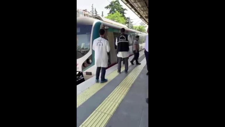 marmaray atakoy istasyonunda intihar raylara atlayan kisi hayatini kaybetti 2 CpvU13E5
