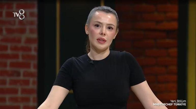 Masterchef'te gergin anlar! Mehmet Şef üzücü kızdı: Protesto hakkımı kullanmak istiyorum 6 masterchefte gergin anlar mehmet sef uzucu kizdi protesto hakkimi kullanmak istiyorum 4 fSzT1Z1I
