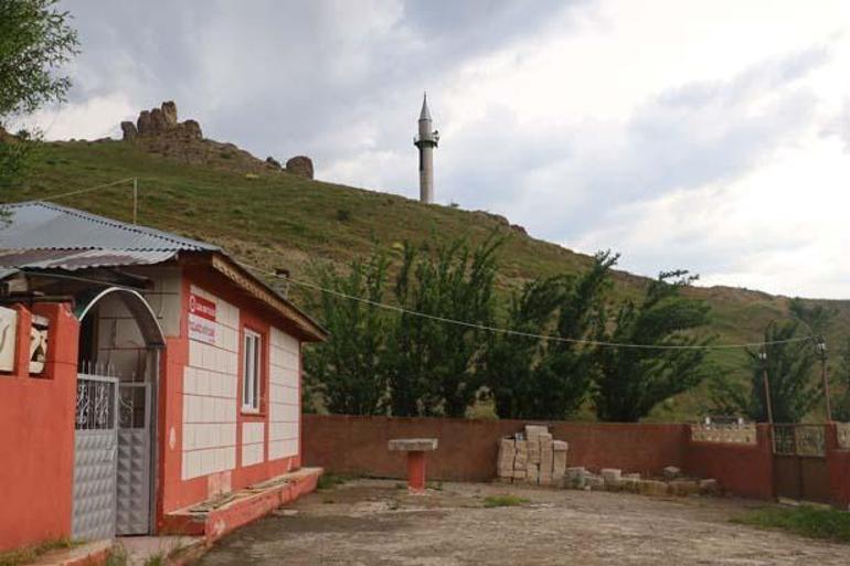 Minareyi bulan camiyi bulamıyor! Sivas'ta şaşkına çeviren olay 4 minareyi bulan camiyi bulamiyor sivasta saskina ceviren olay 2