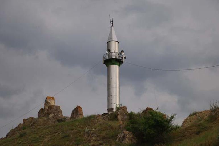 Minareyi bulan camiyi bulamıyor! Sivas'ta şaşkına çeviren olay 6 minareyi bulan camiyi bulamiyor sivasta saskina ceviren olay 4 VvMS1vAw