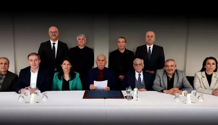 Öcalan’dan Suriye değerlendirmesi! ‘İleride iki hükümet ortaya çıkabilir’ 1 ocalandan suriye degerlendirmesi ileride iki hukumet ortaya cikabilir 7YCpwvfi
