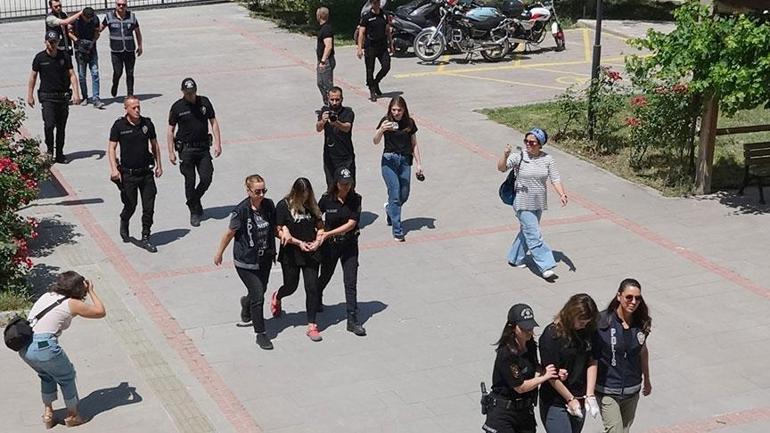 Özge Bedir cinayetinde kan donduran tabirler ortaya çıktı! '3 yıldır bağımız vardı' 2 ozge bedir cinayetinde kan donduran tabirler ortaya cikti 3 yildir bagimiz vardi 0 hjzV9nBp