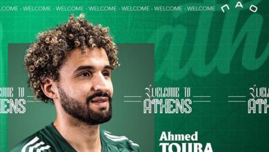 panathianikos basaksehirde forma giyen toubayi renklerine katti mOIxOUjb