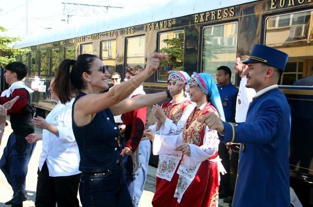 Paris'ten çıktı! Romanlara bahis olan Orient Express Türkiye'de 13 paristen cikti romanlara bahis olan orient express turkiyede 11 cGRw3F1D