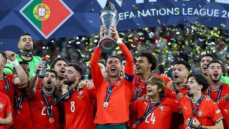 Ronaldo kupayı kazandı geleceğini açıkladı 2 ronaldo kupayi kazandi gelecegini acikladi 0 FFzPTR5A