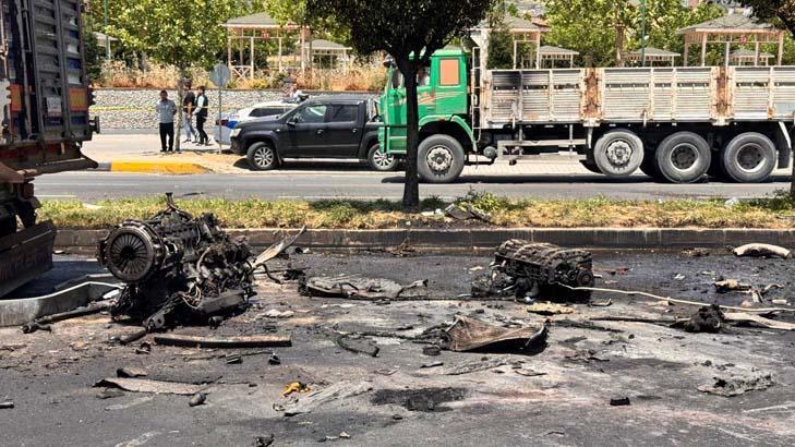 Sakarya'da fecî kaza! Üç TIR birbirine girdi 8 sakaryada fec kaza uc tir birbirine girdi 6 b4gmNsJM