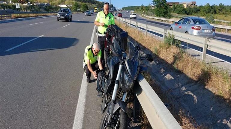 Samsun'da feci motor kazası! Sürüklendiği anlar kamerada 3 samsunda feci motor kazasi suruklendigi anlar kamerada 1 lEsvGBEF