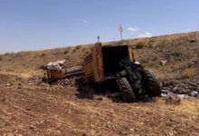 sanliurfada traktor devrildi 2 kisi hayatini kaybetti XGatUO9y