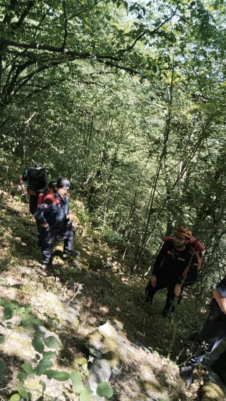Şelalede düştü, kalçasındaki platin yerinden çıktı: Kurtarılma operasyonu kamerada 4 selalede dustu kalcasindaki platin yerinden cikti kurtarilma operasyonu kamerada 2 A2flMTO9