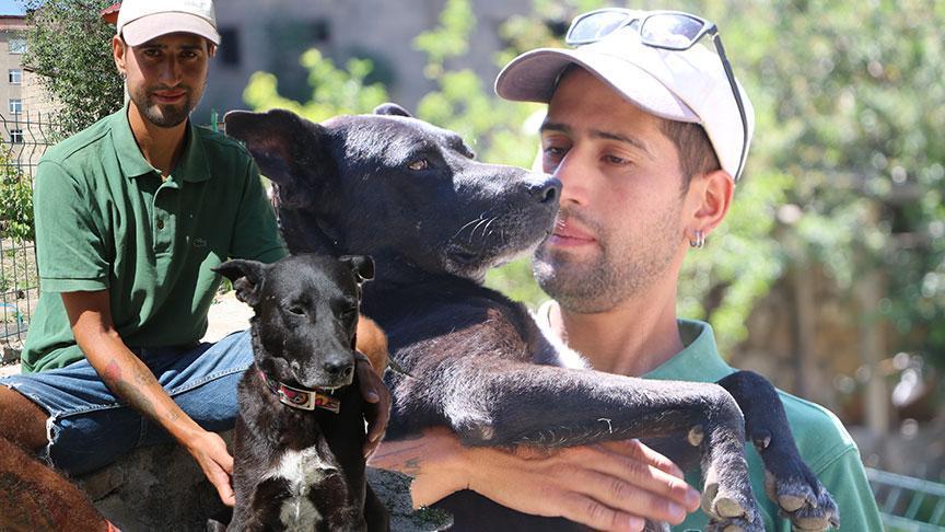 Şili’den bisikletle yola çıkıp köpeğiyle 80 ülke gezdi! ‘Onsuz gezmek istemiyorum’