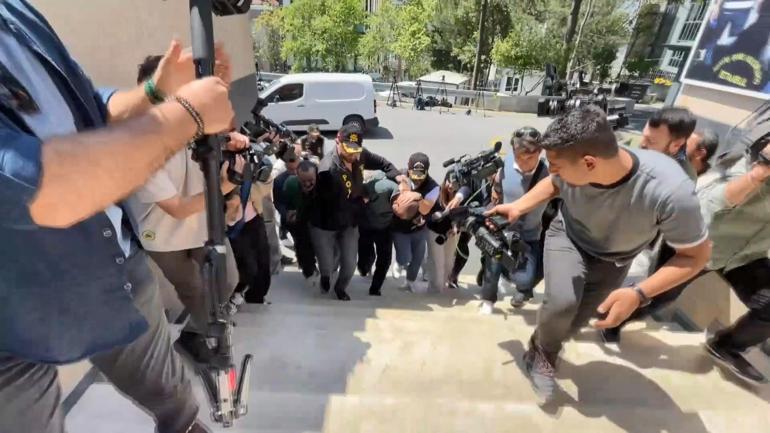 Şişli'de güpegündüz öldürülen Bahar Aksu cinayetinde birinci duruşma: Kaçırma planım vardı 5 sislide gupegunduz oldurulen bahar aksu cinayetinde birinci durusma kacirma planim vardi 3 694L2fJ6