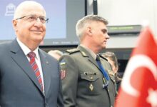 surecin sabote edilmesine musaade etmeyecegiz 8DUlrER7