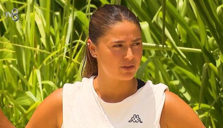 Survivor'da son finalistler ve yarışa veda eden isim muhakkak oldu 2 survivorda son finalistler ve yarisa veda eden isim muhakkak oldu 0 f8tje2Mi