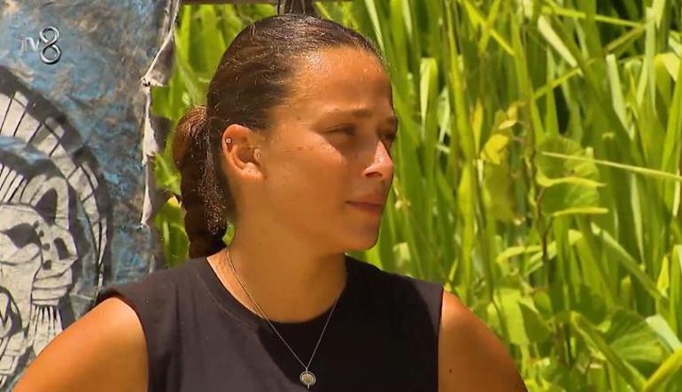 Survivor'da son finalistler ve yarışa veda eden isim muhakkak oldu 3 survivorda son finalistler ve yarisa veda eden isim muhakkak oldu 1 iZAiUCRC