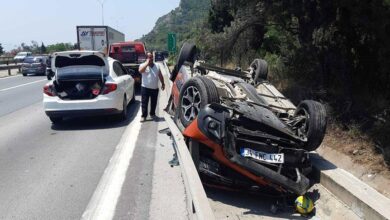 tem otoyolunda feci kaza cip bariyerlere carpip suruklendi xFpu2x7k