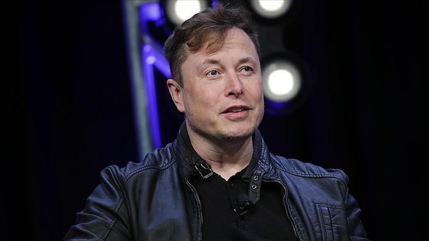 Tesla’da sular durulmuyor: Elon Musk, üst seviye yöneticiyi kovdu