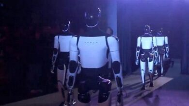 teslanin insansi robot projesi optimusun basindaki isim sirketten ayriliyor RMXujLW8