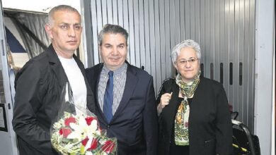 tffden boston cikarmasi UY5SIBlf