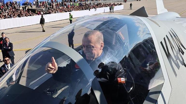 Türkiye’den tek kalemde dev satış! KAAN ihracata uçtu 2 turkiyeden tek kalemde dev satis kaan ihracata uctu 0 CYG9LAlj