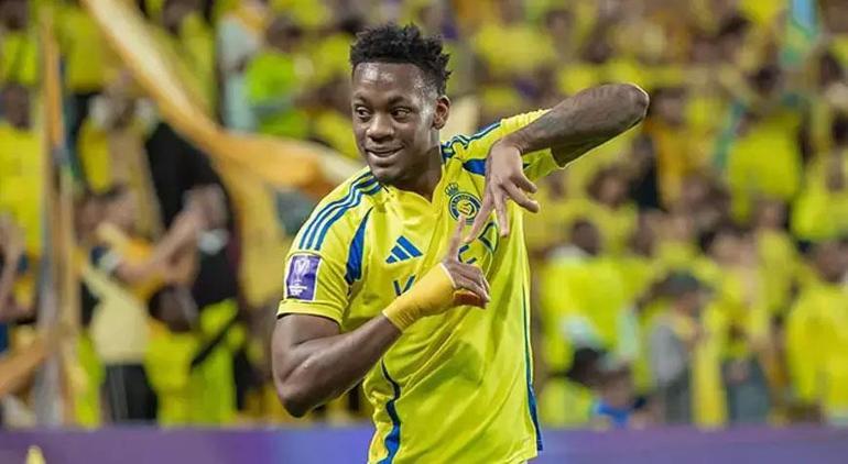 Uğurcan Çakır adım adım Fenerbahçe'ye! Gözden çıkarılan bonservis aşikâr oldu 2 ugurcan cakir adim adim fenerbahceye gozden cikarilan bonservis asik r oldu 0 wbZqFBE9