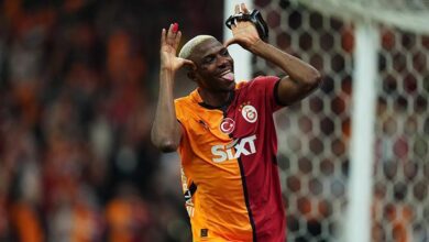 victor osimhenden transfer mesaji cocuklugunu anlatti Xy57Ow4s
