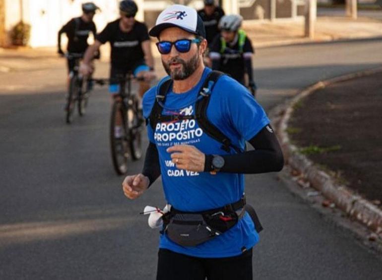 1 yılda 366 maraton koştu, kalbini inceleyenler bakın ne gördü! İnanılmaz 4 değişim 2 1 yilda 366 maraton kostu kalbini inceleyenler bakin ne gordu inanilmaz 4 degisim 0 U9fdEac3