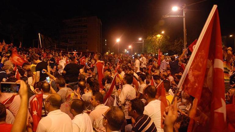 15 Temmuz gecesi vatan için göğsünü siper etti! 2 kurşunla yaşıyor: 'Açılın, vuruldum' 3 15 temmuz gecesi vatan icin gogsunu siper etti 2 kursunla yasiyor acilin vuruldum 1 4rJms9Em