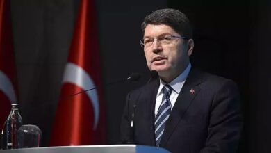 adalet bakani yilmaz tunctan canli yayinda degerli aciklamalar turk milleti demokrasi dersi verdi BqL46mIp