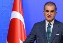 ak partiden ozgur ozele pes pese yansilar demokratik siyaset konusunda buyuk bir bilincsizlik sergiliyor G1QgfnHM