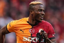 altin emekli osimhen napolide kalirsa alacagi haftalik fiyat dudak ucuklatti ZLQ21drk