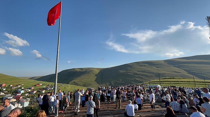 Atatürk’ün silüeti tekrar görüldü! Yüzlerce vatandaş telefonlara sarıldı 9 ataturkun silueti tekrar goruldu yuzlerce vatandas telefonlara sarildi 7 7HGgZ7kc