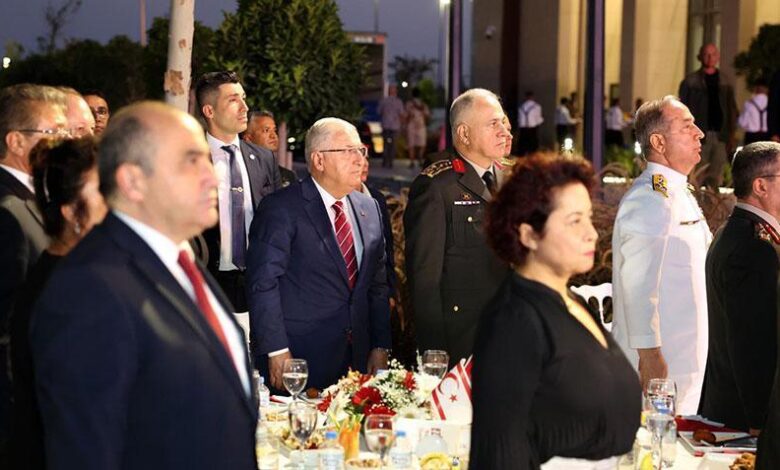 Bakan Güler, Mutlu Barış Harekatı’nın 51’inci yıl dönümü münasebetiyle düzenlenen resepsiyona katıldı 1 bakan guler mutlu baris harekatinin 51inci yil donumu munasebetiyle duzenlenen resepsiyona katildi jVpm5sQ5