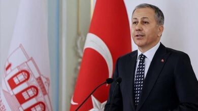 bakan yerlikaya acikladi 572 sistemsiz gocmen ve 32 organizator yakalandi 5IvwjN8z