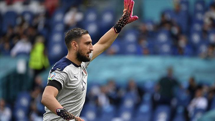 Başakşehir'in Gianluigi Donnarumma paylaşımı viral oldu! 1 basaksehirin gianluigi donnarumma paylasimi viral oldu VX2E1C5h