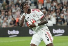 besiktasin golcusu abrahamin konutuna hirsiz girdi XhEY5ksL