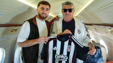 besiktasin yeni transferi orkun kokcu istanbula geldi gozyaslarini tutamadi cok heyecanliyim duygusalim In5nNwI8