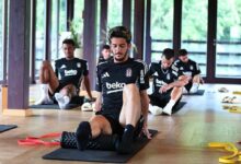 besiktasli futbolcular salonda calisti BGvnrbTR