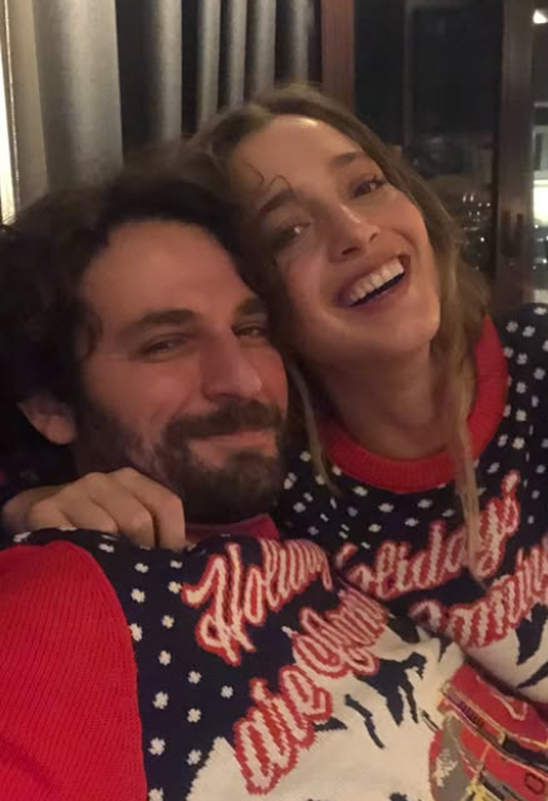 Birkan Sokullu ve Eda Gürkaynak'tan aşk dolu pozlar! 4 birkan sokullu ve eda gurkaynaktan ask dolu pozlar 2 iwJI4Esi