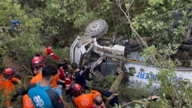 bursada feci olay orman yanginini sondurmeye giden tanker ucuruma dustu 1 meyyit 2 yarali 79L1xds6
