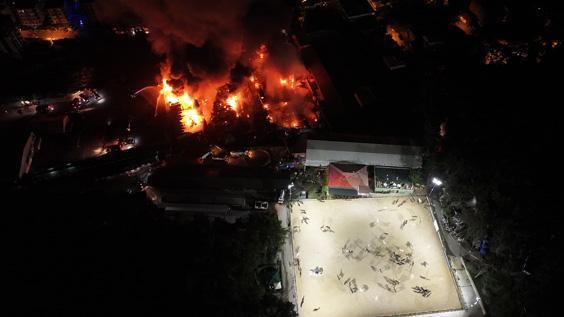 cekmekoyde korkutan fabrika yangini 2 I3KrqmTf