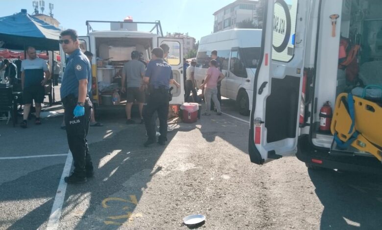 Çorum'da pazar yerine silahlı atak: 8 yaralı 1 corumda pazar yerine silahli atak 8 yarali SPalSQ3W